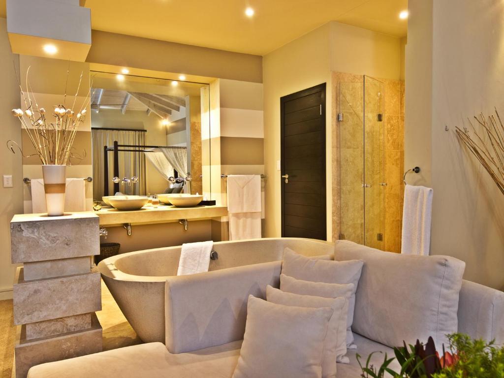Lodge On The Lake And Wellness Spa Wildernis Rum bild