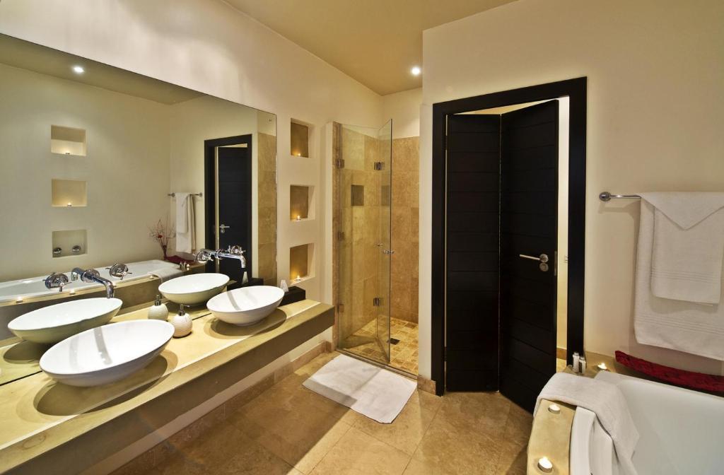 Lodge On The Lake And Wellness Spa Wildernis Exteriör bild