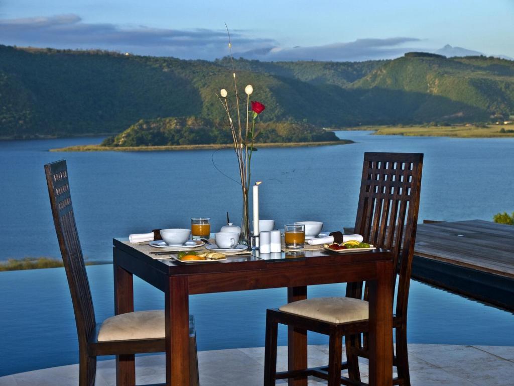 Lodge On The Lake And Wellness Spa Wildernis Exteriör bild