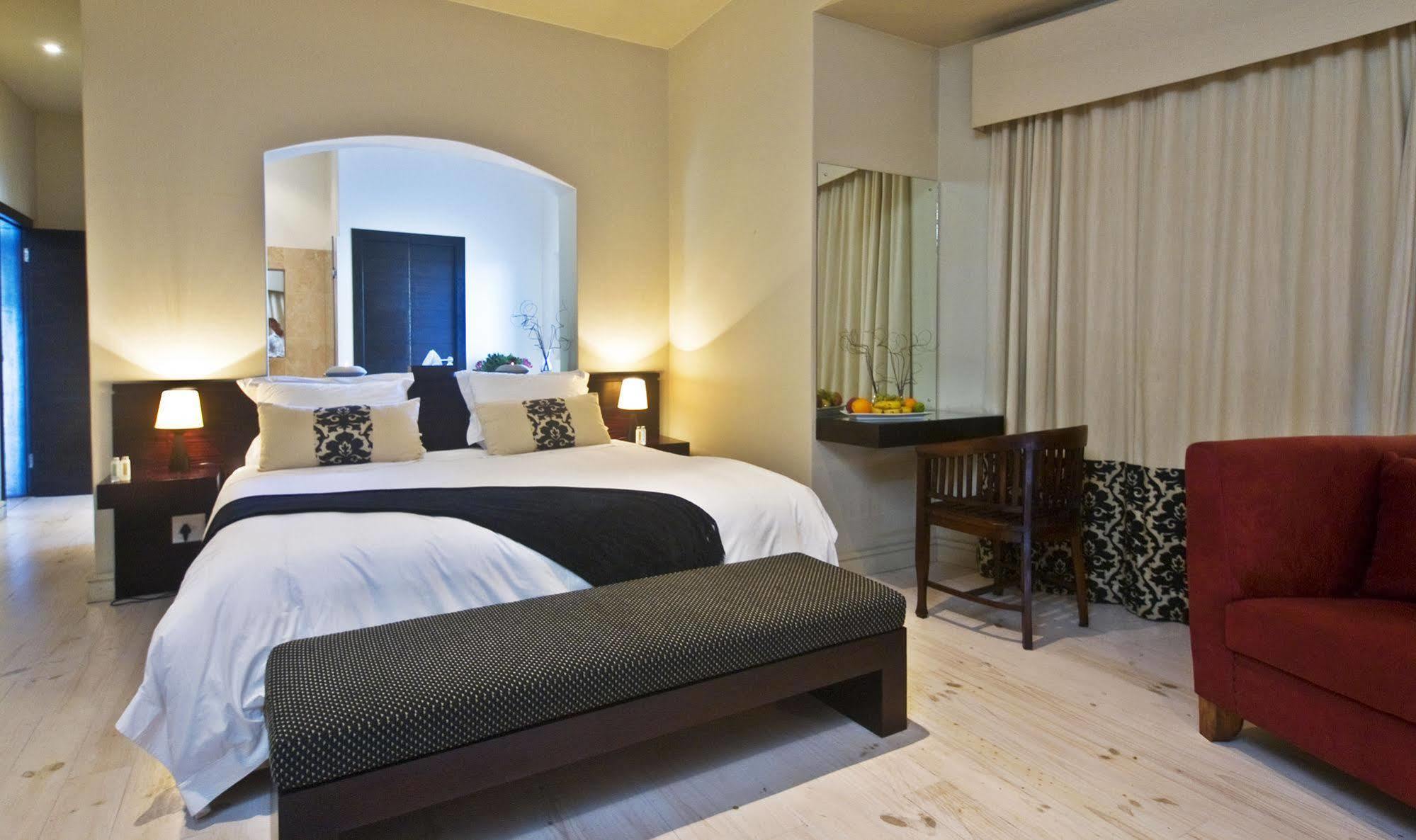 Lodge On The Lake And Wellness Spa Wildernis Exteriör bild